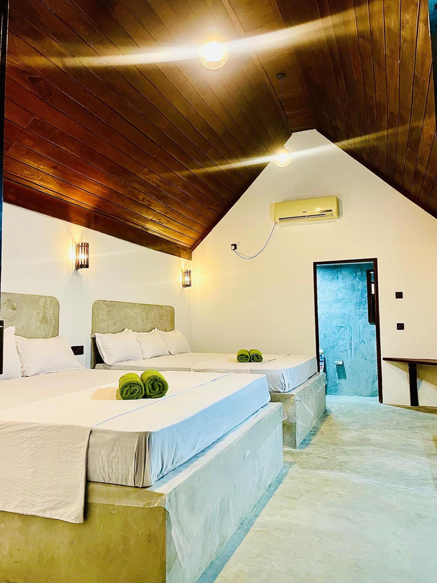 Udawalawa Safari House Hotel Удавалаве Екстериор снимка