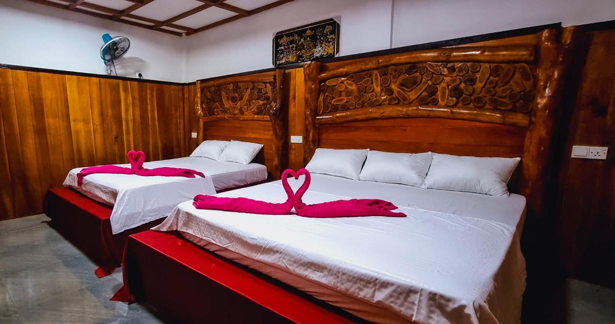 Udawalawa Safari House Hotel Удавалаве Екстериор снимка